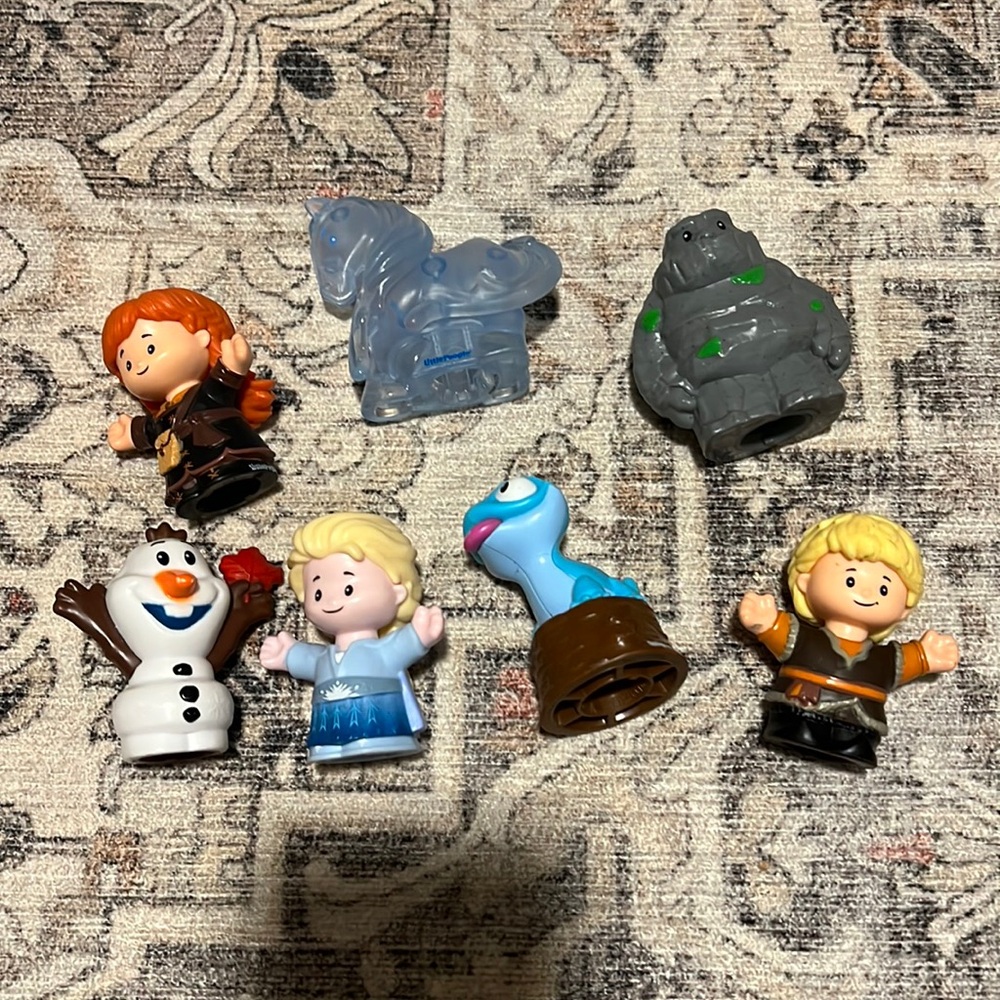 Frozen little people